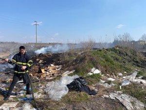 Otluk Alanda Çıkan Yangın Söndürüldü