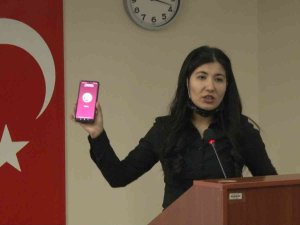 Kades Ve ‘En İyi Narkotik Polisi Anne’ Uygulamaları Marmara Üniversitesi’nde Tanıtıldı