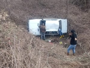 Şarampole Yuvarlanan Otomobilin Sürücüsü Ağır Yaralandı