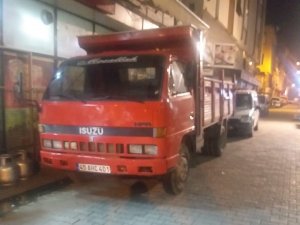 8 Araca Çarpıp Kaçtı, Polisten Kaçamadı