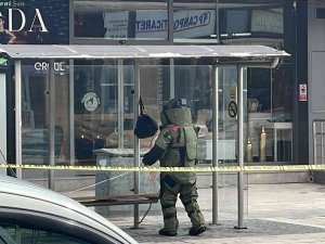 Otobüs Durağında Unutulan Çanta Fünye İle Patlatıldı