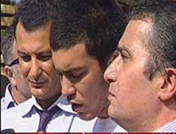 Münevver Karabulut'un babası canlı yayında çıldırdı (VİDEO)