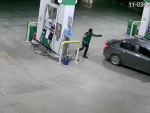 Aracının Deposunu Doldurup Kaçan Şüpheliler Yakalandı