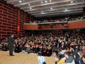 Konya Büyükşehir İlçelerde Kültür Hayatına Katkı Sağlıyor