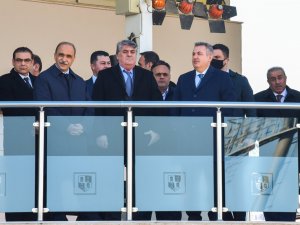 Valilik Kupası Koşusunu "Bay Emir" Kazandı