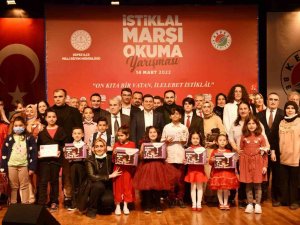 Kepez’de İ̇stiklal Marşı Okuma Yarışması