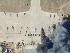 Ukrayna Ordusu Herson Havaalanı’ndaki Rus Helikopterlerini Vurdu