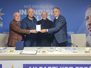 Başkan Bozkurt’tan Teşekkür Plaketi