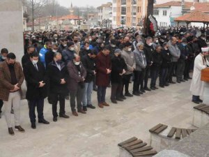 Çatıdan Düşüp Hayatını Kaybeden Çiftçi, Son Yolculuğuna Uğurlandı