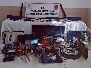 12 Faili Meçhul Hırsızlık Olayı Çözüldü, 4 Şüpheli Tutuklandı