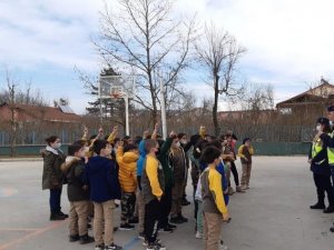 Jandarmadan Genç Yaşta Trafik Eğitimi