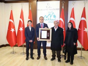 Hakkari’de ‘Devlet Övünç Madalyası Ve Beratı’ Takdim Töreni
