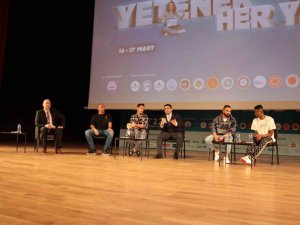 Beşerler: "Gol Attıktan Sonra Takımı İleride Tutmak İstiyoruz Ancak Oyuncular Psikolojik Olarak Geri Çekiliyor"