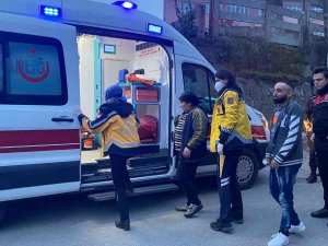 Komşuların Kavgasında Kan Aktı: 1 Yaralı