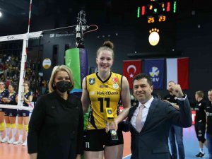 Vakıfbank, Şampiyonlar Ligi’nde Üst Üste 10. Kez Yarı Finalde