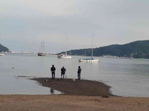 Marmaris’te Deniz Çekildi, Olta Balıkçılarının Eli Boş Kaldı