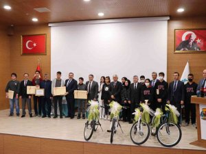 Şanlıurfa’da Bilgi Yarışmasının Kazananı Belli Oldu