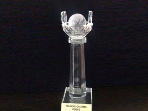 Esogü Öğretim Üyesine 2021 Yılı Bilimsel Çalışma Ödülü Verildi