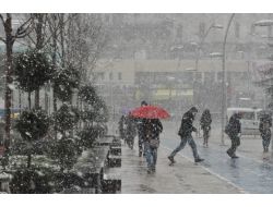 Bolu’da Yoğun Kar Yağışı