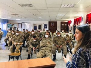 Askerlere Tütün Mamullerinin Zararları Hususunda Eğitim Verildi