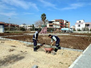 Akdeniz Belediyesi, Karaduvar’a Yeni Bir Çocuk Parkı Yapıyor