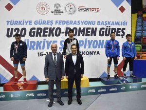 Ahmet Ekrem Taşkınoğlu’ndan Türkiye Şampiyonasında Altın Madalya