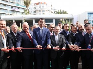 Bakan Kurum Ve Bakan Nebati Yabancı Yatırımcılarla Bir Araya Geldi