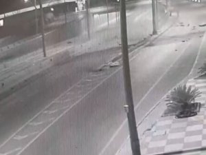 3 Genci Ölüme Götüren Kaza Güvenlik Kamerasında