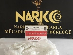 Uyuşturucu Madde Ele Geçirilen Apartta 4 Kişi Yakalandı
