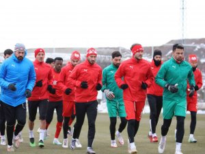 Sivasspor’da Altay Maçı Hazırlıkları Sürüyor