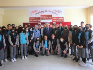 Başkan Pekmezci Fen Lisesi Öğrencileri İle Bir Araya Geldi