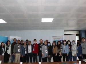 Serbay Akademi Üniversite Öğrencilerine E-ticareti Anlattı