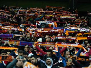Uefa Avrupa Ligi: Galatasaray: 0 - Barcelona: 0 (Maç Devam Ediyor)