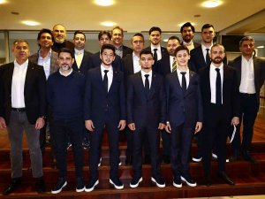 Fenerbahçe, Genç Oyuncularıyla Sözleşme İmzaladı