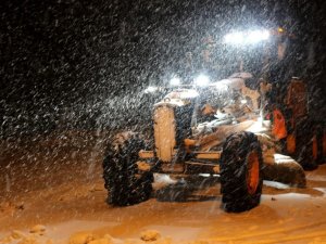 Meteoroloji Uyarmıştı, Doğu’nun Yüksek Rakımlı Geçit Noktalarında Kar Ve Tipi Etkili Oldu