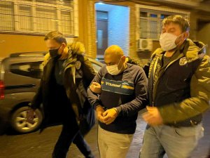 İ̇stanbul’da 9 Milyon Liralık Vurgun Yapan Çeteye Şafak Operasyonu