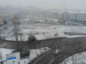 İ̇stanbul’da Yeniden Başlayan Kar Yağışı Havadan Görüntülendi