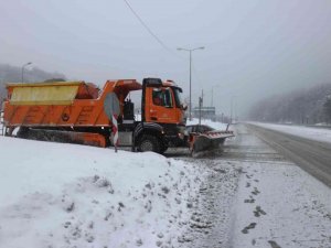 Bolu Dağı’nda Kar Yağışı Şiddetini Artırdı