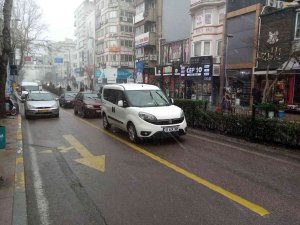 Bandırma Güne Karla Uyandı