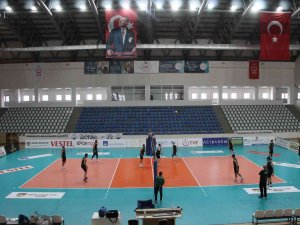 Bingöl Solhanspor, Galatasaray’dan Puan Alarak Umutlarını Sürdürmek İstiyor
