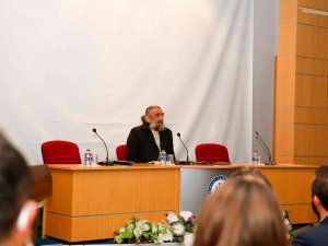 Bayburt’un İlk Sahafı Çetin Öğrencilerle Söyleşi Gerçekleştirdi