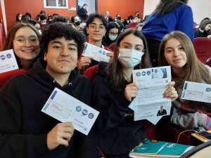 ’Z’ Kuşağı Bayram Edecek: Lise Son Sınıf Öğrencilerine Ücretsiz Yiyecek-içecek Ve 2 Gb İnternet