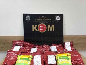 Siirt’te Gümrük Kaçağı Nargile Tütünü Ele Geçirildi