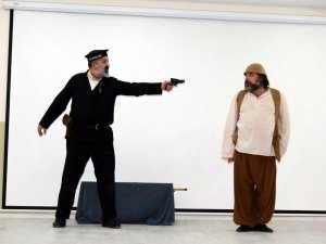 Tercan’da “Ya İ̇stiklal Ya İ̇zmihlal” Adlı Tiyatro Oyunu Sahnelendi