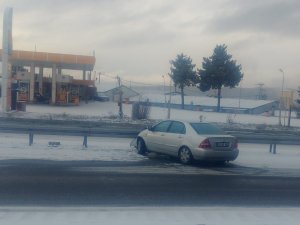 Kar Yağışı D100’de Kazaya Sebep Oldu