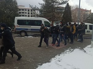 Çorum’daki Kuyumcu Soygunu Zanlıları Adliyeye Sevk Edildi
