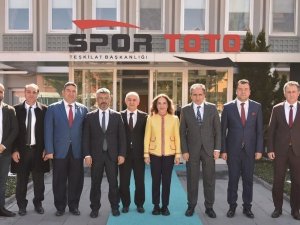 Uşak’a Yeni Spor Tesisleri Kazandırılıyor