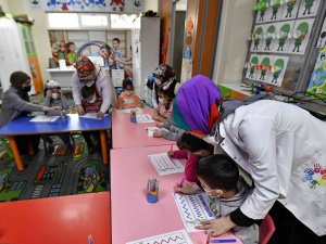 Osmek’ten Kadın İstihdamına Destek