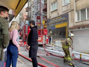 Yangın İhbarına Giden İtfaiye Ekiplerinin Zor Anları