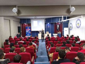 Ziraat Fakültesi Öğrencilerine ’Uyuşturucu İle Mücadele Ve Farkındalık Eğitimi’ Verildi